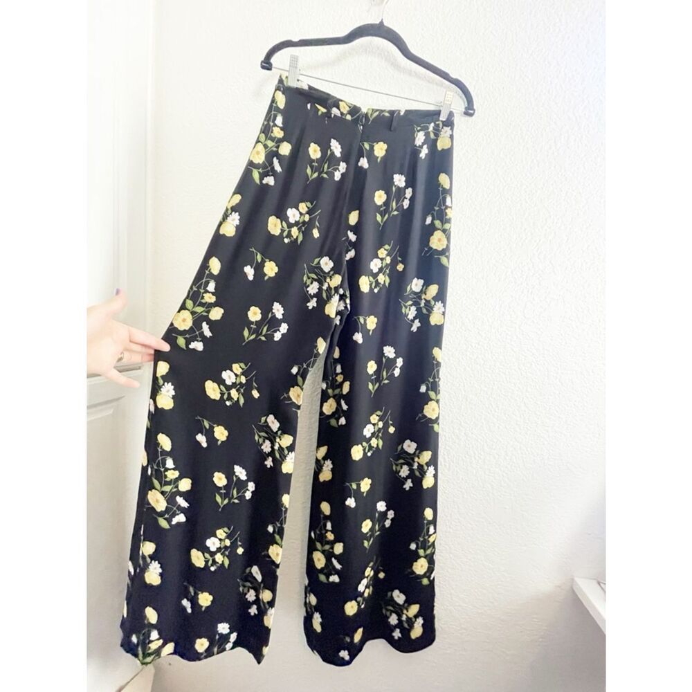 Reformation Starry Pant in a Floral Piazza Print. Wide leg floral boho pants - Picture 3 of 8